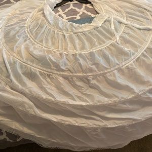 Hoop skirt